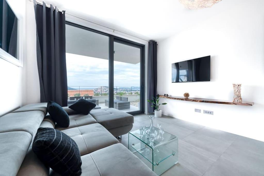 Walking Distance Old Town 120M2,Garden,View,Garage Apartment Дубровник Екстериор снимка