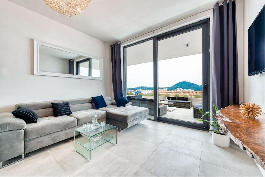 Walking Distance Old Town 120M2,Garden,View,Garage Apartment Дубровник Екстериор снимка
